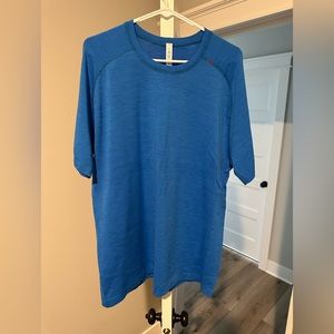 NWT Men’s Lululemon Blue Metal Vent Tech Shirt XL